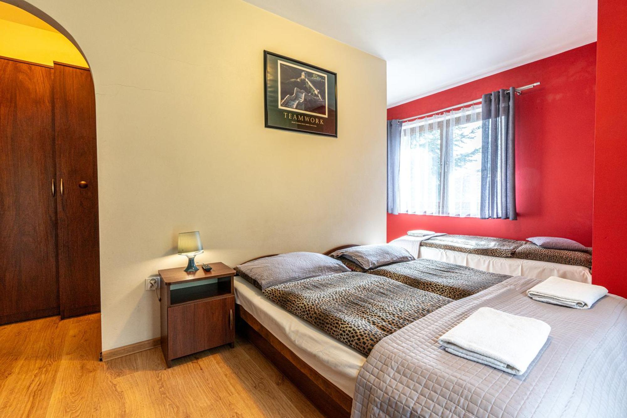 Bed & Breakfast Lesny Dworek