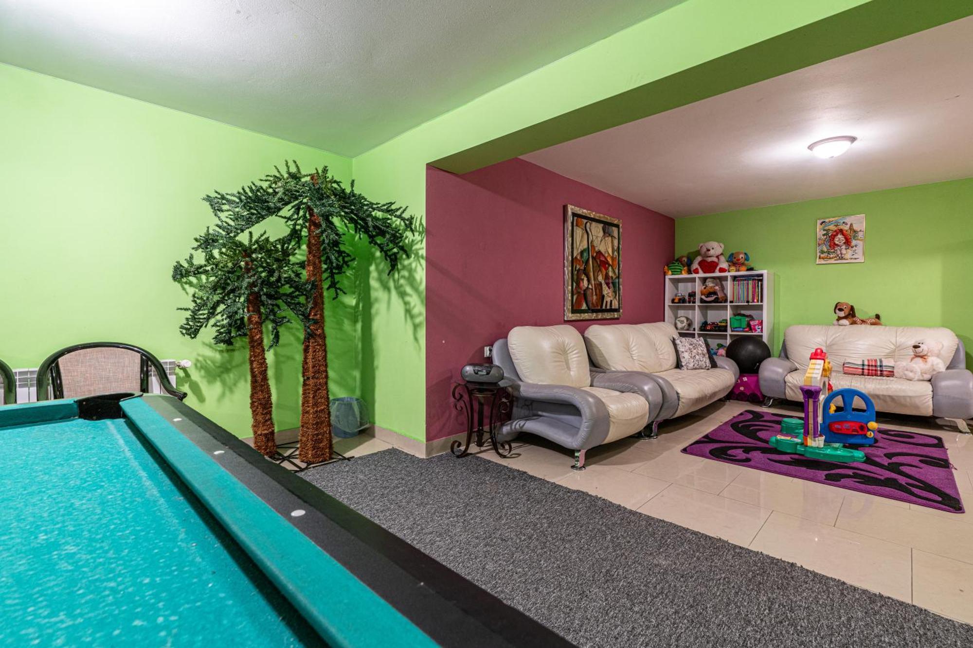 Lesny Dworek Bed & Breakfast *