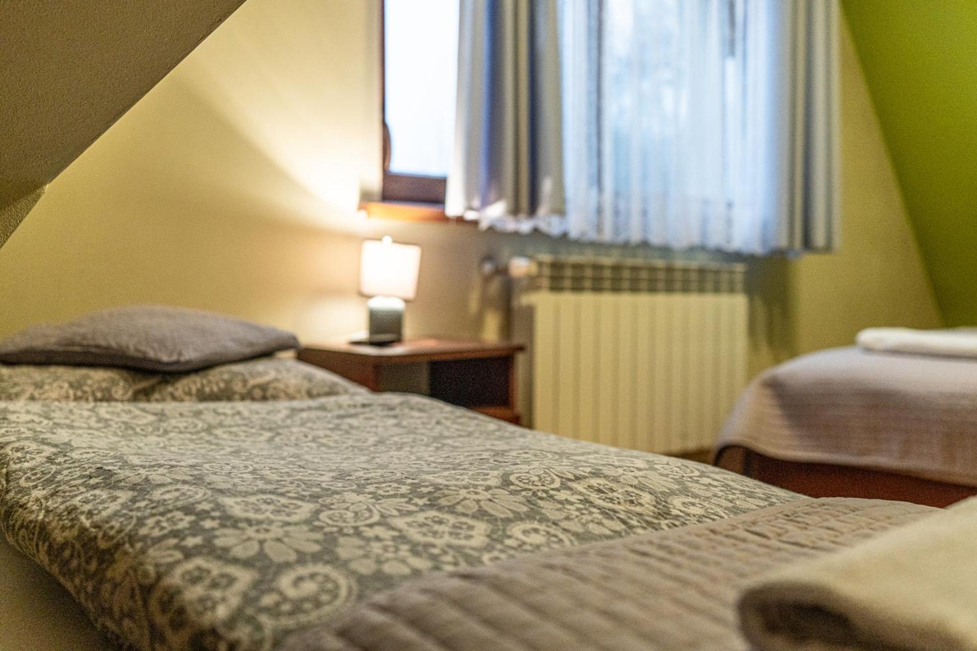 Bed & Breakfast Lesny Dworek
