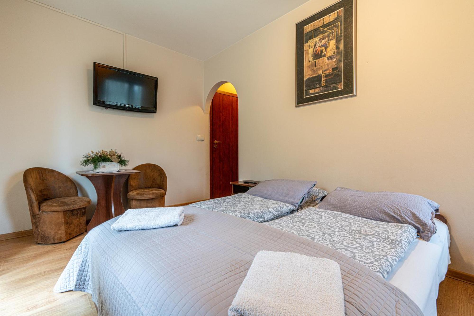 Lesny Dworek Bed & Breakfast